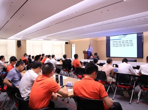 鹿山新材銷售隊伍賦能提升培訓(xùn)班第二期圓滿舉行